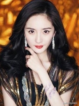 杨幂体面人设分析_杨幂娱乐圈生存法则_娱乐圈小说有杨幂