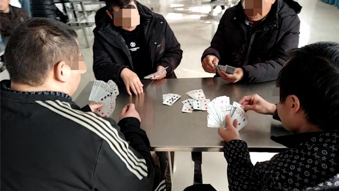 记者卧底调查精神病医院骗保内幕：承诺免费住院，入院容易出院难，“住院相当于坐牢”