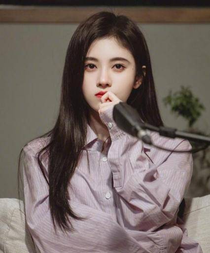 娱乐圈十大富婆_年收入过亿的艺人_娱乐圈最有钱明星