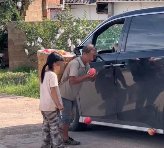 黑料最多的网红,_2023年度十大翻车网红_李佳琦翻车事件