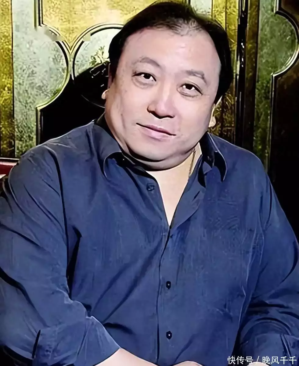 王晶追星愚蠢论_王晶资本做局_不想沉迷追星就搜明星的黑料,