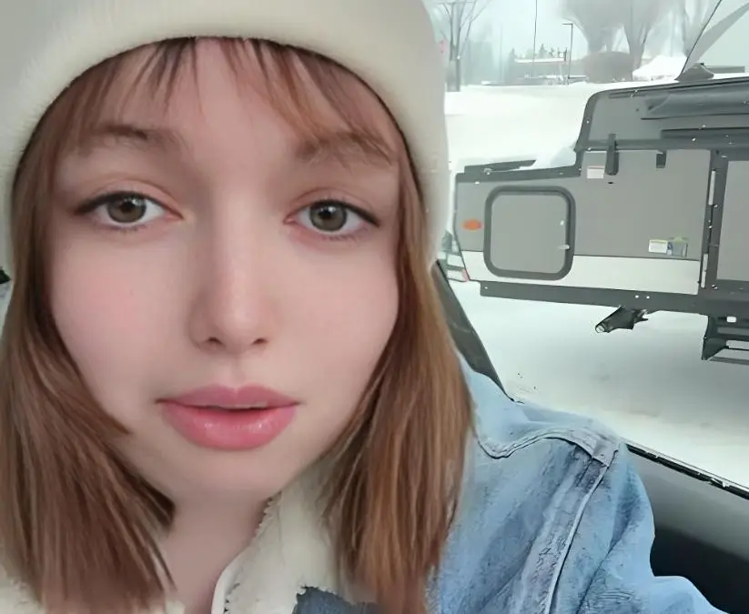 新疆网红八卦最新事件-_新疆美女网红孜罗拉 离婚 失踪